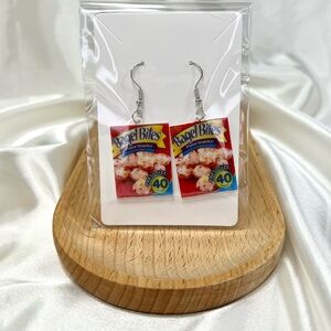 Bagel Bites Earring